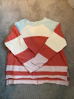 Easel long sleeve